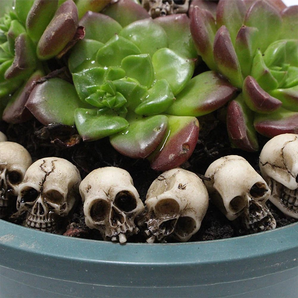 20Pcs Gothic Skull Sculptures Collectable Halloween Skeleton Statues Ornament Festival Theme Landscape Garden Potted Plant Decor